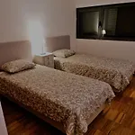 Factory Yellow By Marina With Ac Apartament