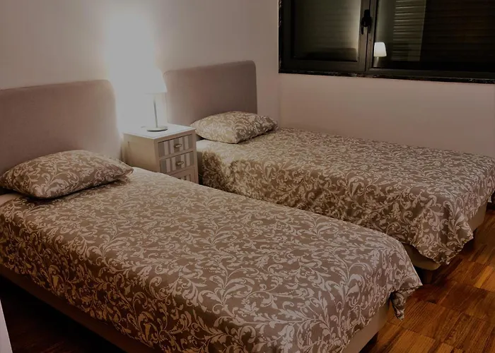 Factory Yellow By Marina With Ac Appartamento