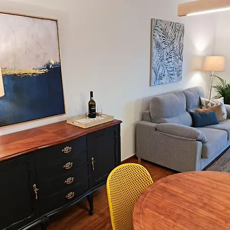 Factory Yellow By Marina With Ac Apartament