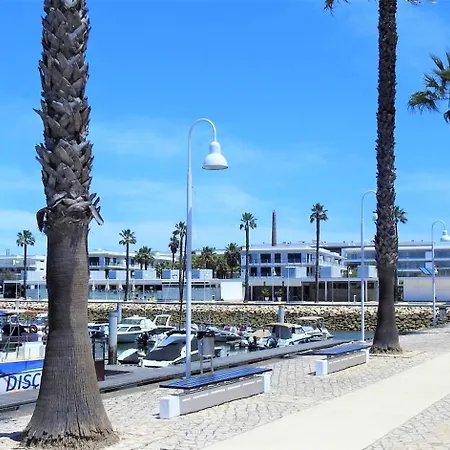 アパート Factory Yellow By Marina New Ac ラゴス