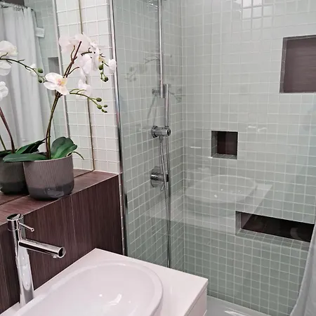 アパート Factory Yellow By Marina New Ac *